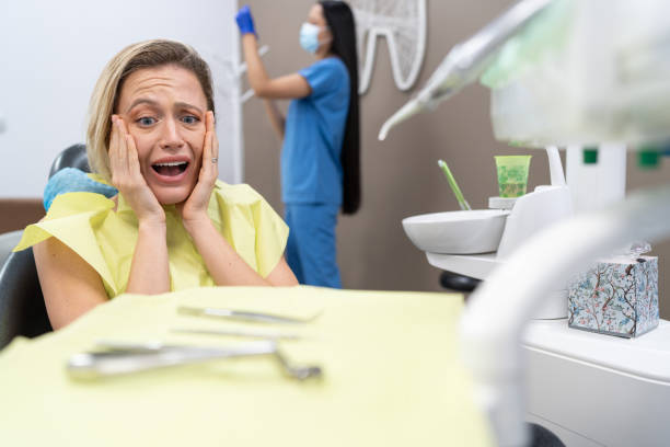 Best Dentist for Tooth Abscess  in Noyack, NY
